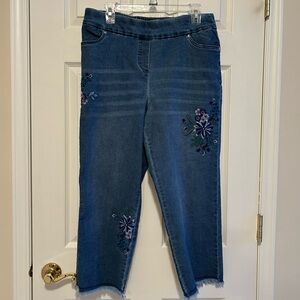 Alfred Dunner Blue Cropped Jeans with Floral Embroidery